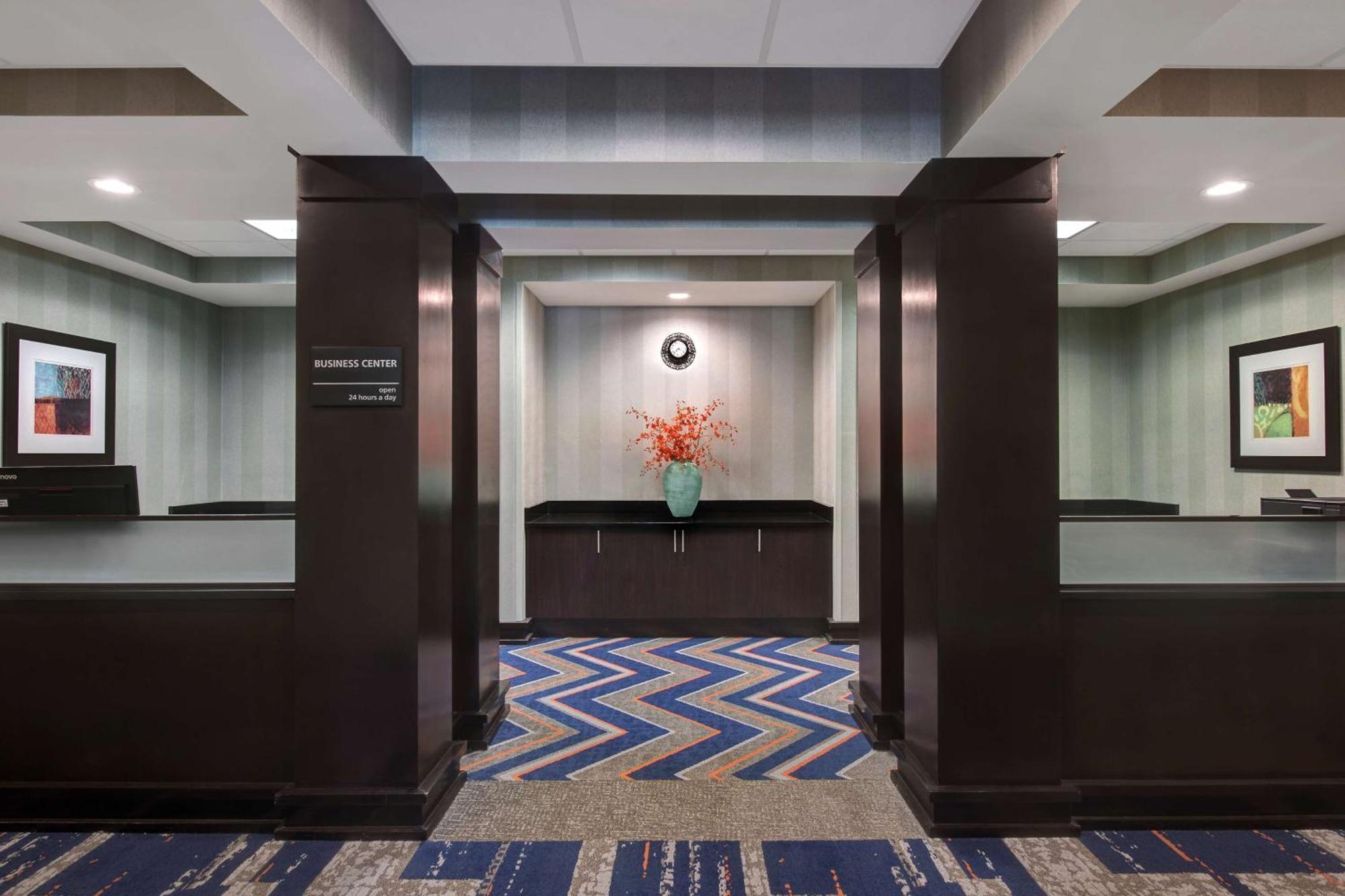 Hampton Inn Anderson/Alliance Business Park Buitenkant foto