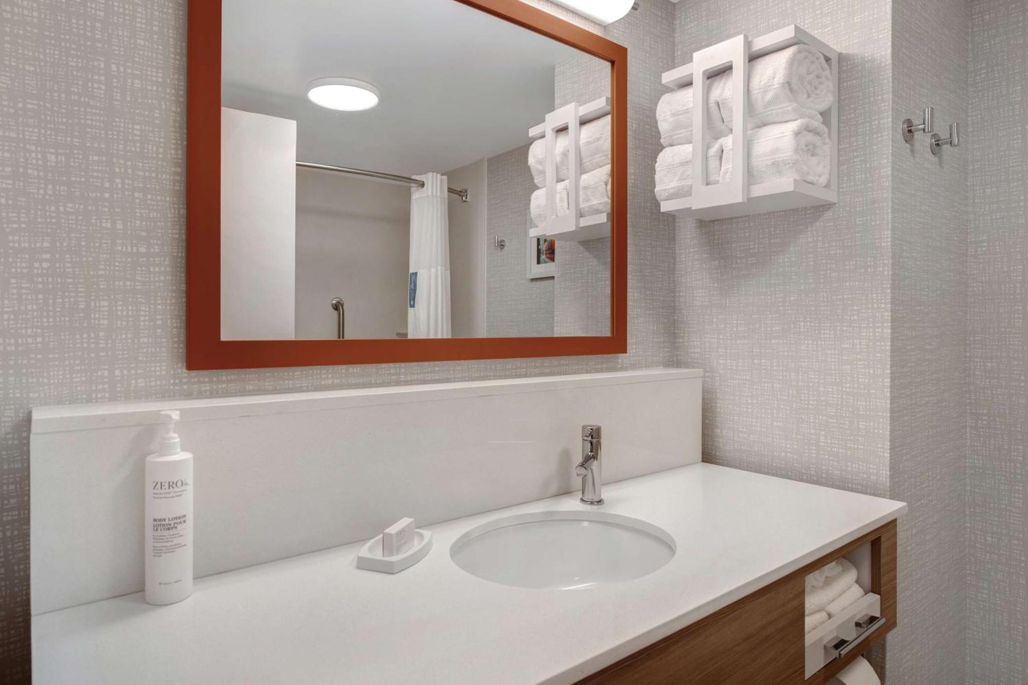 Hampton Inn Anderson/Alliance Business Park Buitenkant foto